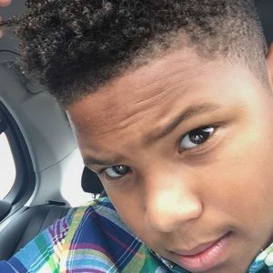 Meet your Posher, Cason